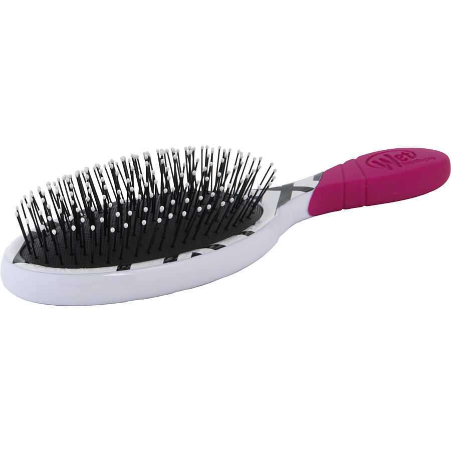 PRO DETANGLER BRUSH - DIAMOND (BARBIE COLLECTION) - WET BRUSH by Wet Brush PRO DETANGLER BRUSH - DIAMOND (BARBIE COLLECTION) - WET BRUSH by Wet Brush
